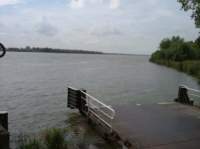 dscf1099_small.jpg