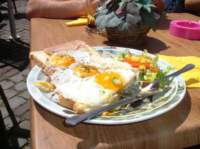 dscf1081_small.jpg